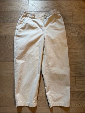 LL Bean Women’s Cream Cropped Chino Pants